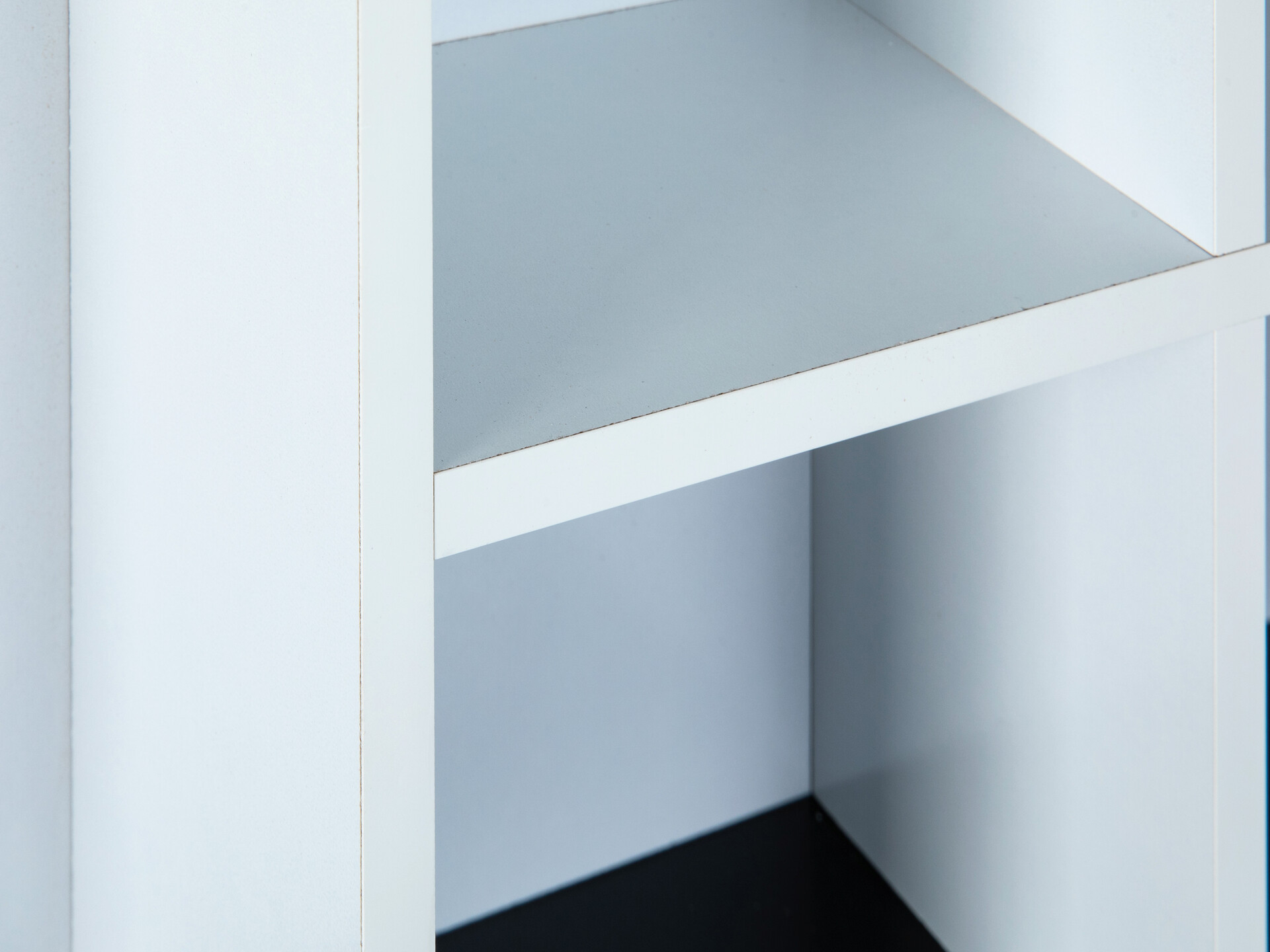 Vitrine Decem weiß schwarz MDF B/H/T: ca. 70x70x13 cm