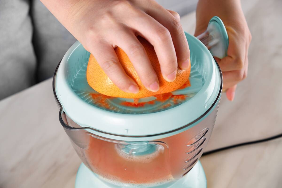 SWISS HOME Zitrusentsafter CLASSIC blau Kunststoff