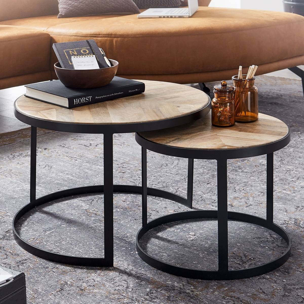 Beistelltisch 2er-Set. natur natur schwarz pulverbeschichtet Akazie MDF Eisen