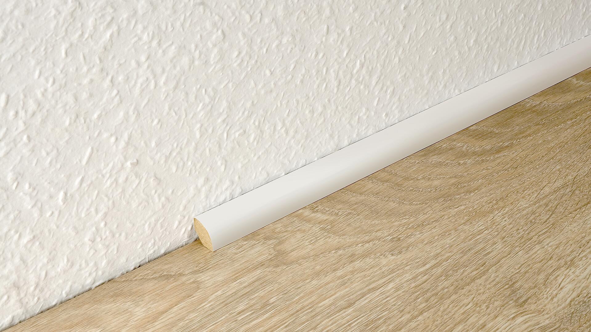 Viertelstab L/B/H: ca. 250x1,8x1,8 cm pro Stück