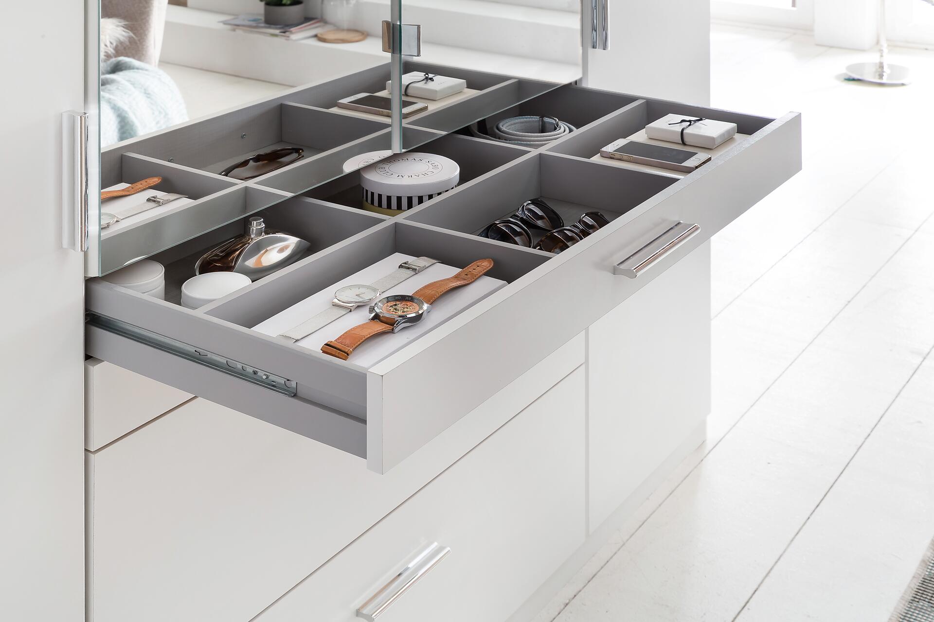 Kleiderschrank Aachen Alpinweiß B/H/T: ca. 180x198x58 cm