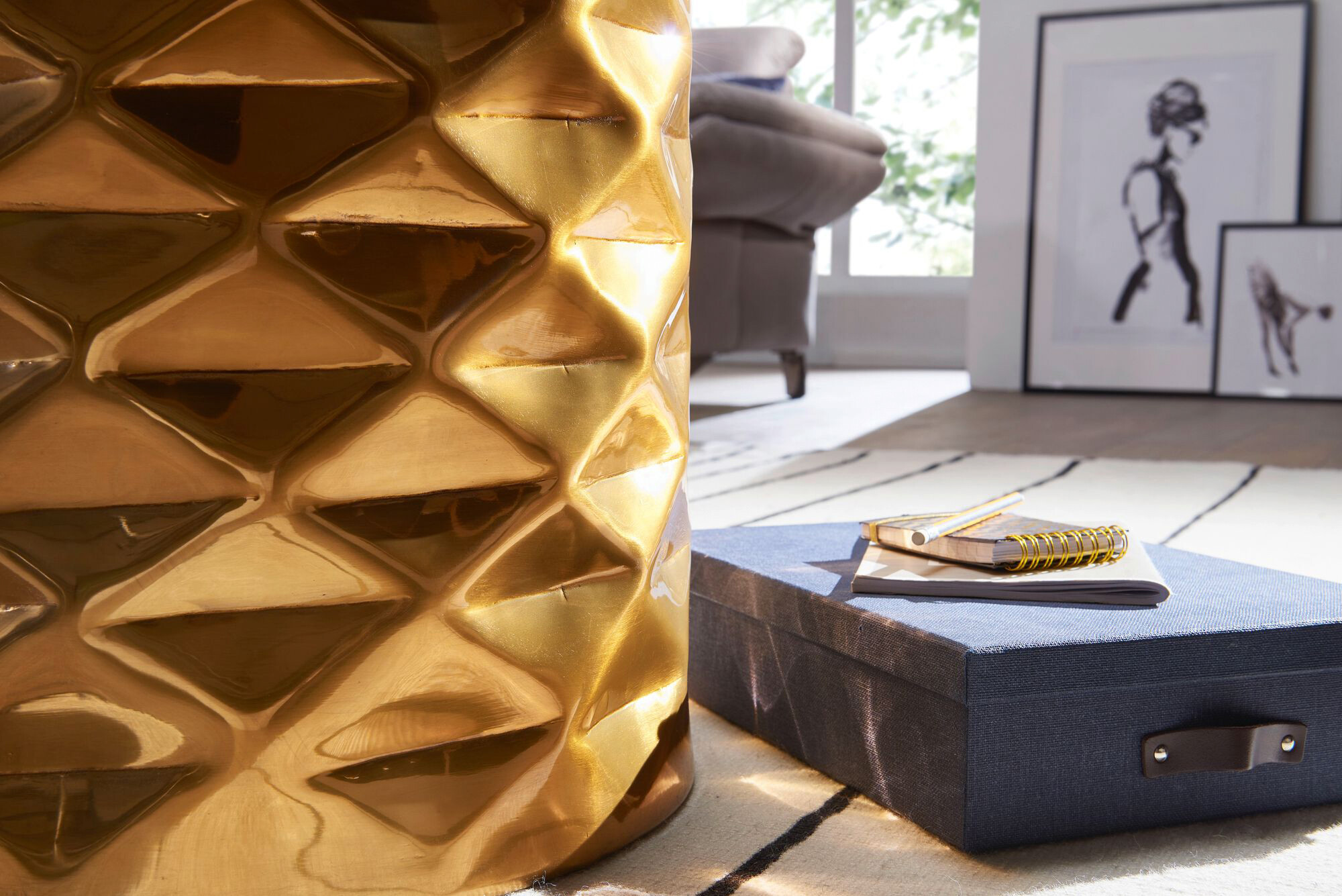 Beistelltisch gold Aluminium B/H/T: ca. 43,5x48x43,5 cm