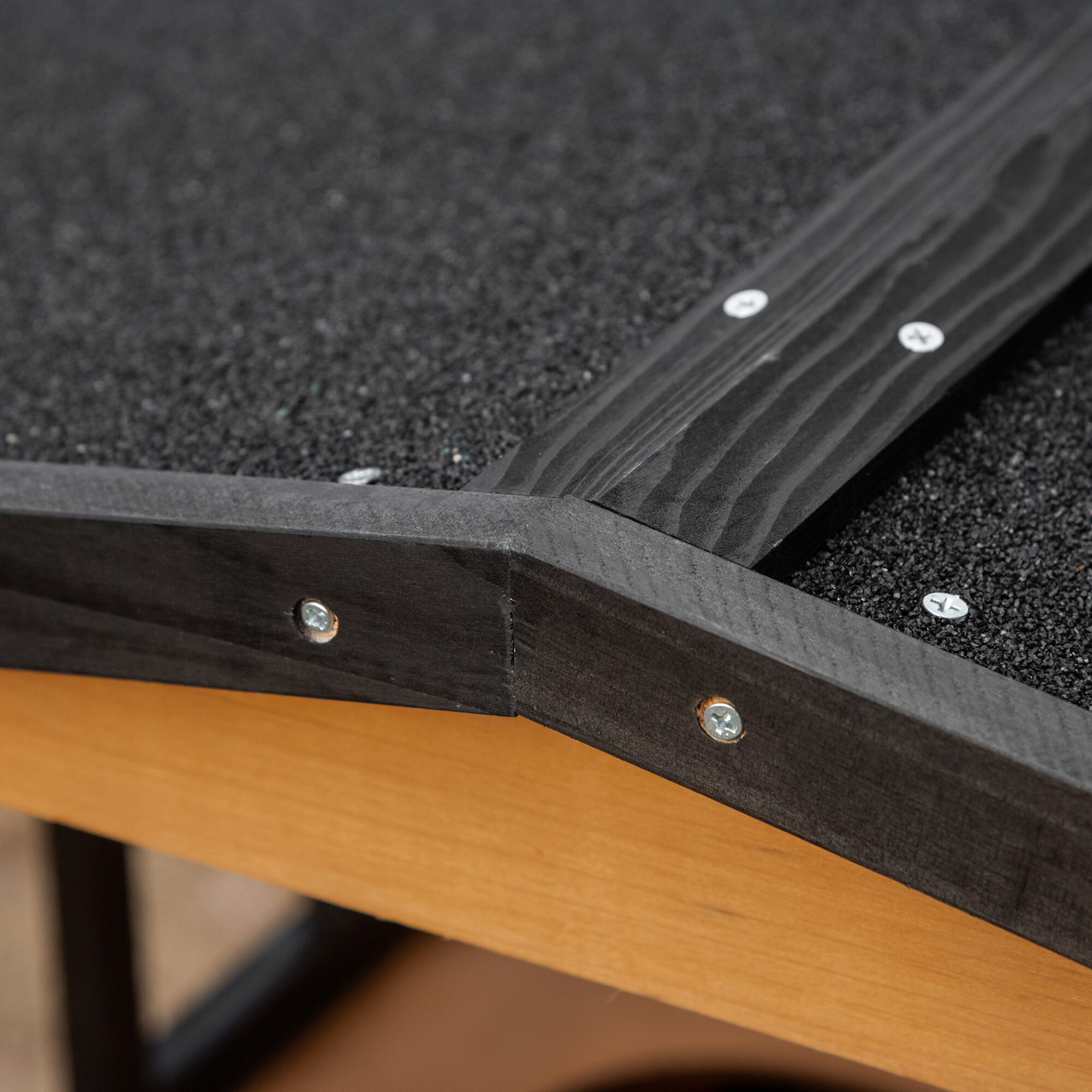 PawHut Katzenhaus schwarz Holz B/H/L: ca. 75x137x75,5 cm