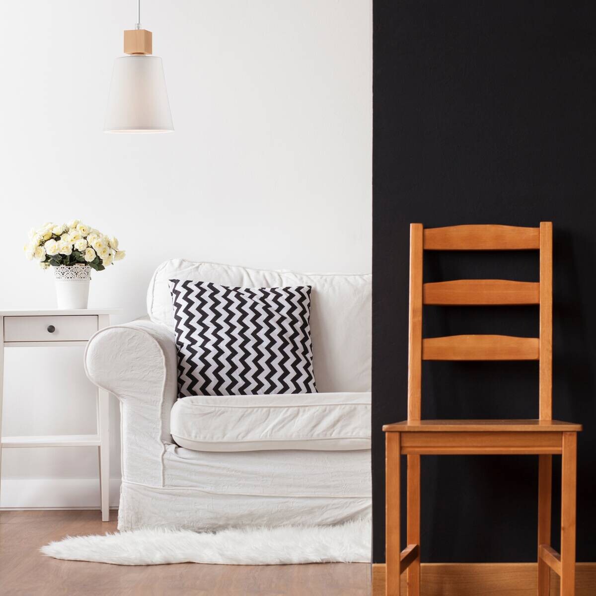 Lamkur Hängeleuchte weiß Stahl Holz B/H/L: ca. 31x17x31 cm E27 1 Brennstellen