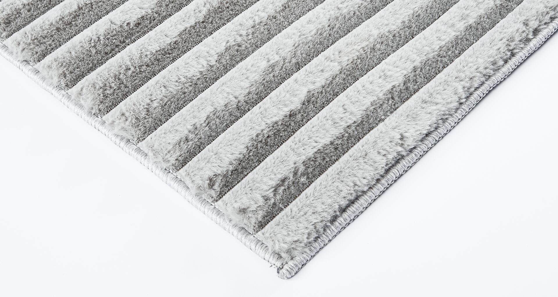 Fellimitat Stripy grau B/L: ca. 80x140 cm Fellimitat Stripy grau B/L: ca. 80x140 cm