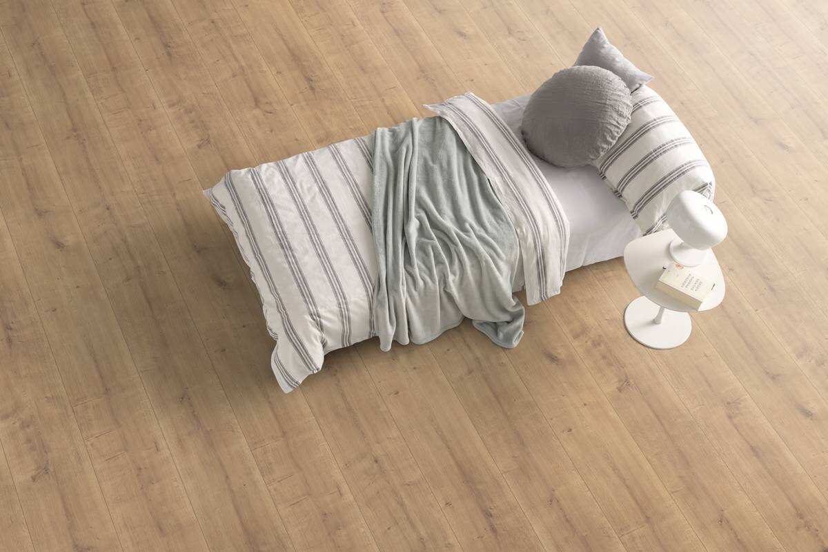 EGGER Laminatboden Richmond ca. 2,5349 m² im Paket  B/L: ca. 34x130,5 cm pro Paket