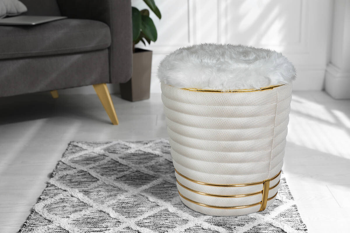 360 Living Hocker Doric 320 elfenbein gold H/D: ca. 50x42 cm