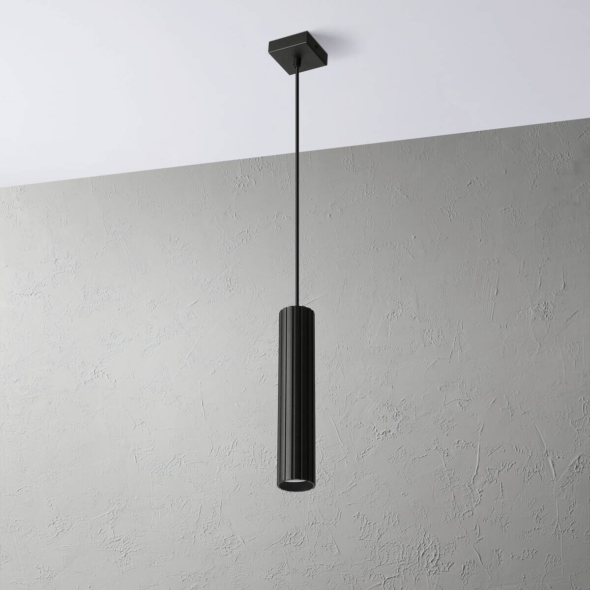 Lamkur Strahler Prisma schwarz Stahl B/H/L: ca. 6,5x118x6,5 cm 1 Brennstellen