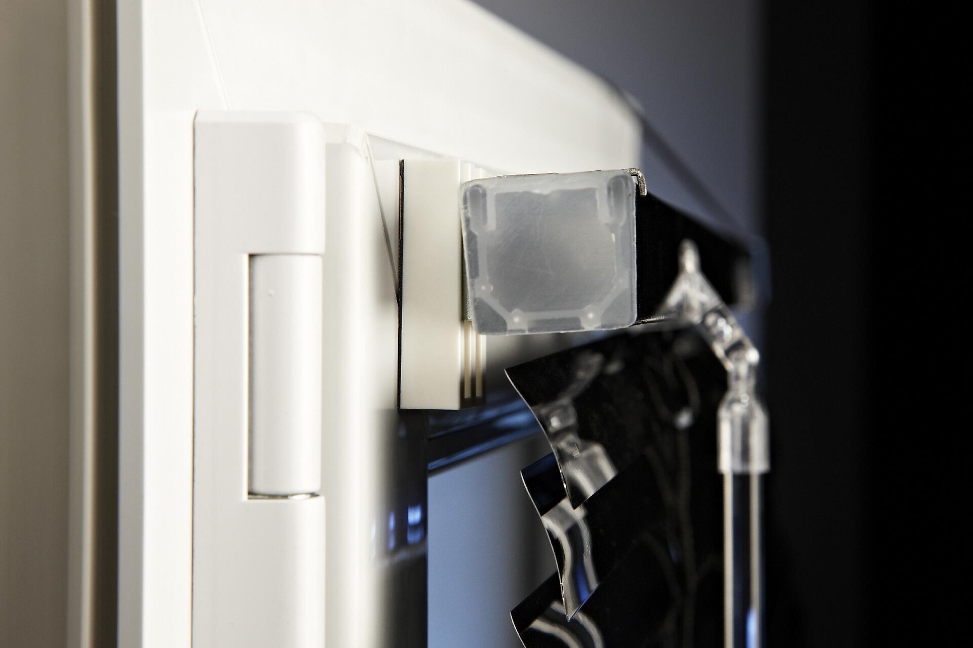 LICHTBLICK Haftträger Universal weiß 2 Packstücke