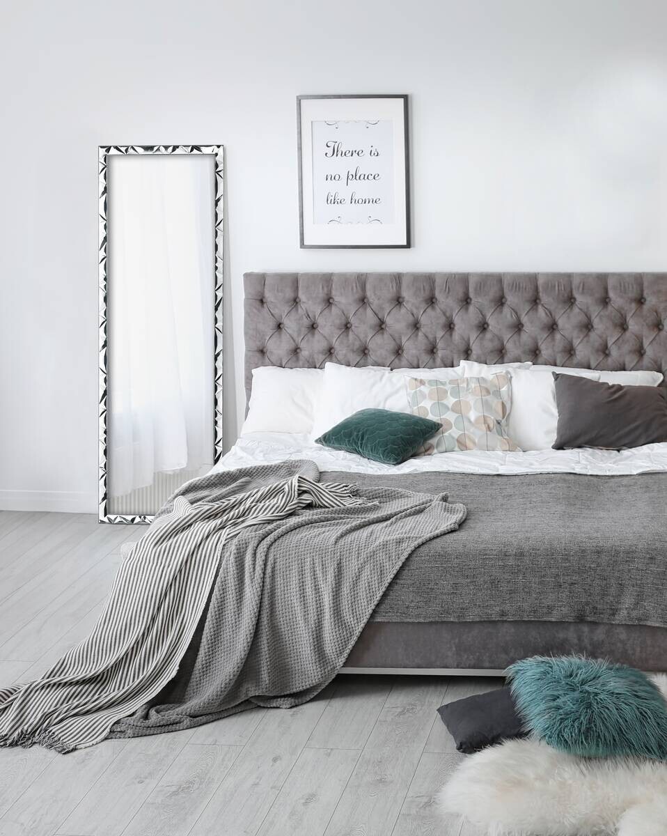 Mirrors&More Rahmenspiegel HANNI silber Optik B/H/T: ca. 50x150x2,5 cm