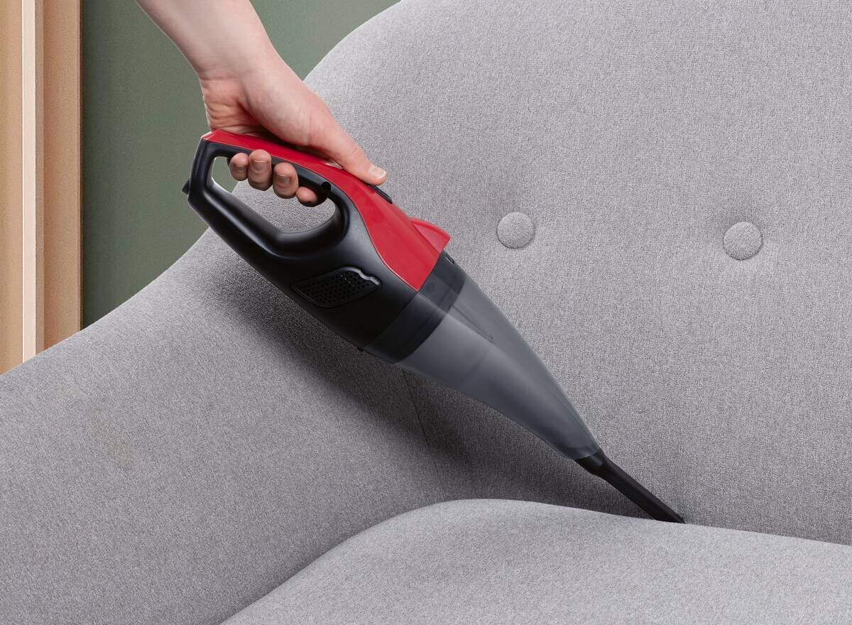 CLEANmaxx Akku-Handstaubsauger rot schwarz B/H/L: ca. 10x12x37 cm