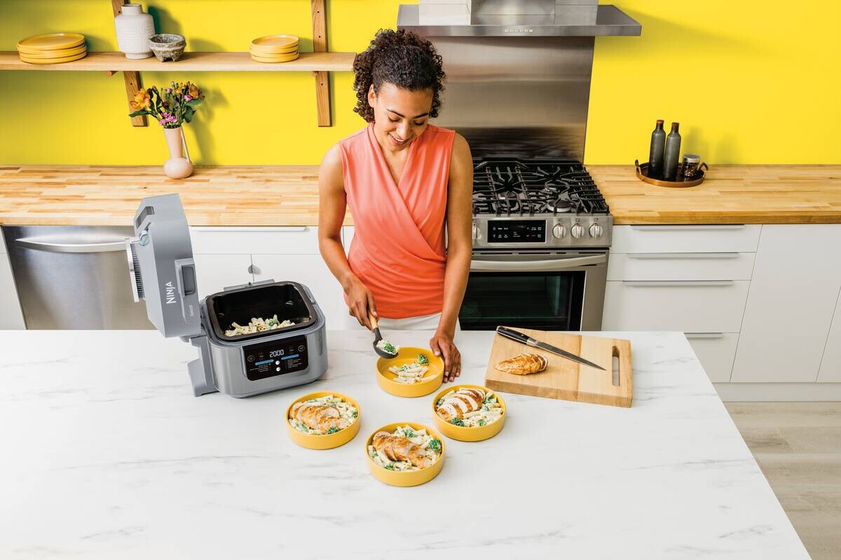 Ninja Heißluftfritteuse ON400EU grau Kunststoff B/H/L: ca. 33x31x35 cm ca. 5,7 l