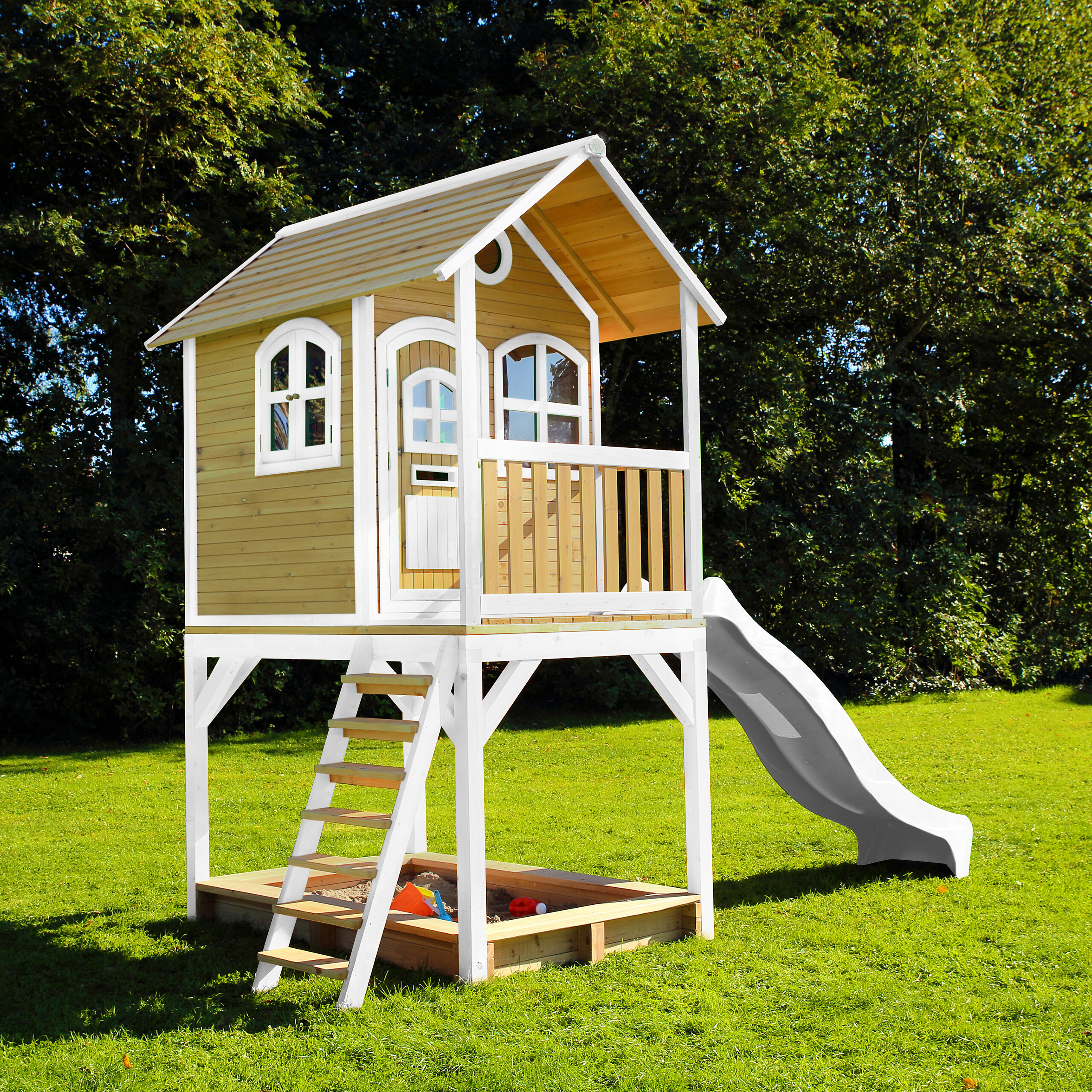 AXI Spielhaus Sarah braun B/H/L: ca. 370x291x191 cm