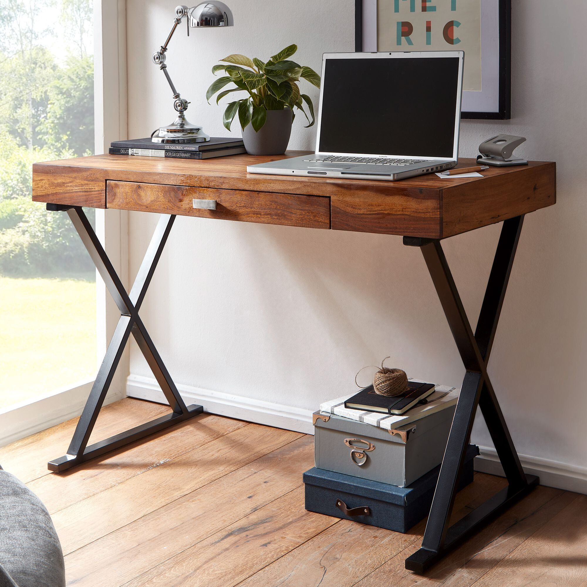 Schreibtisch natur schwarz pulverbeschichtet B/H/T: ca. 120x78x55 cm