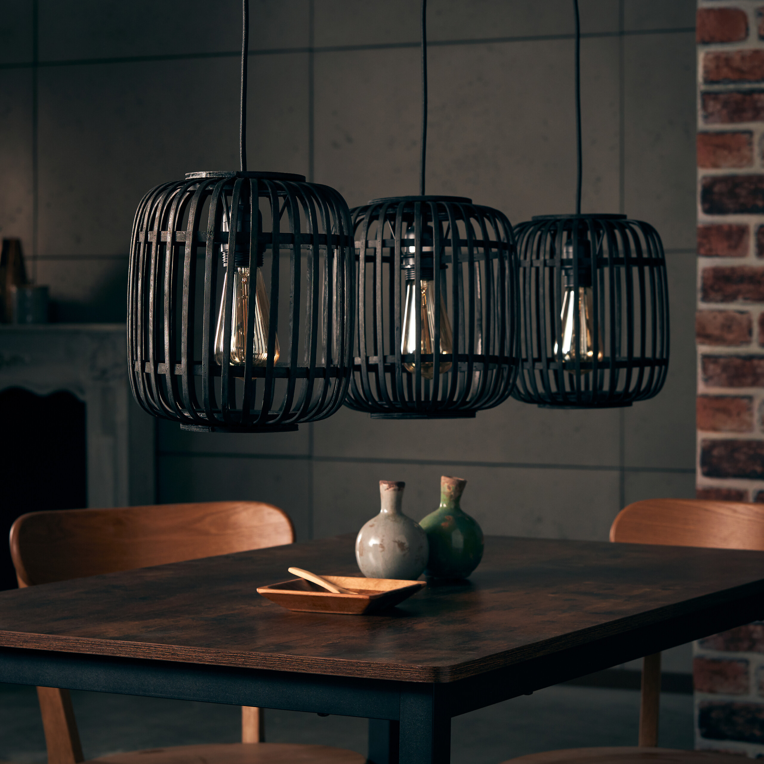 Brilliant Pendelleuchte Woodrow 93778/76 natur schwarz Bambus Metall B/H/T: ca. 105x125x21,5 cm E27 3 Brennstellen