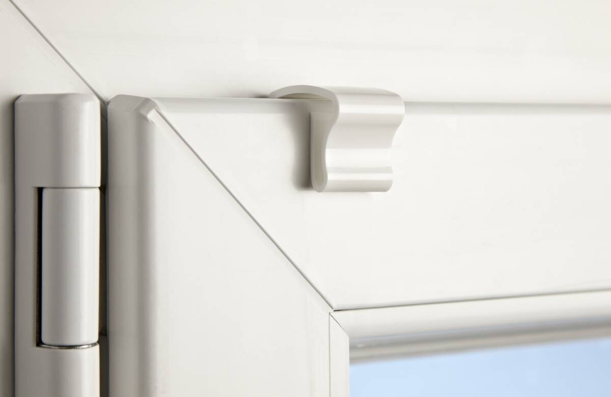 LICHTBLICK Klemmträger für Jalousien weiß 2 Packstücke