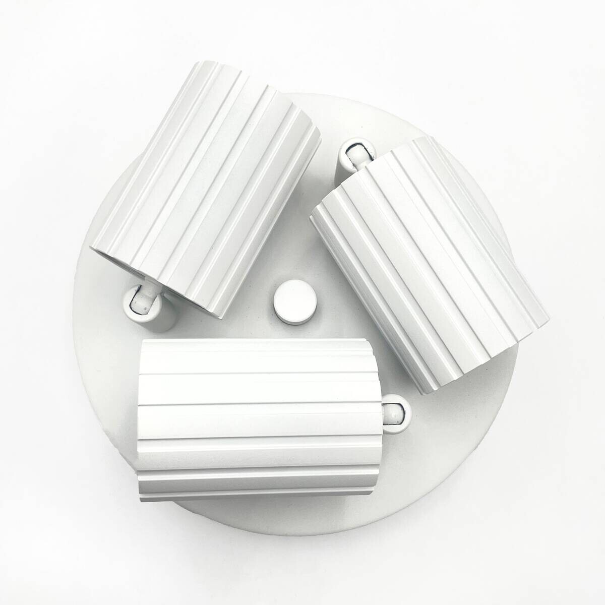 Lamkur Strahler Prisma weiß Stahl B/H/L: ca. 18x19,5x18 cm 3 Brennstellen