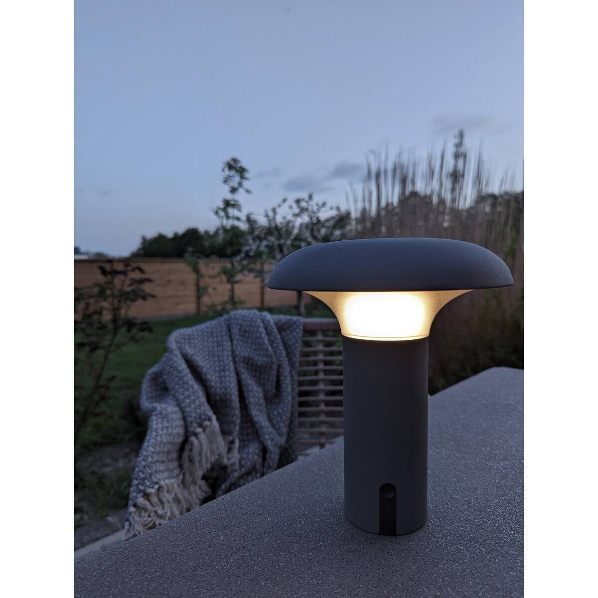 Housenordic Tischleuchte Ramsey grau Polypropylen H/D: ca. 21x17 cm