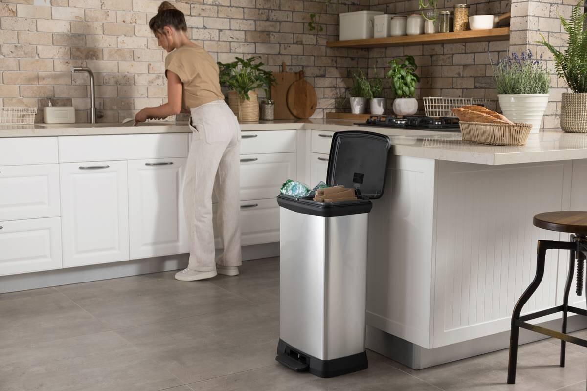 Curver Abfalleimer silber B/H/L: ca. 30x73x40 cm