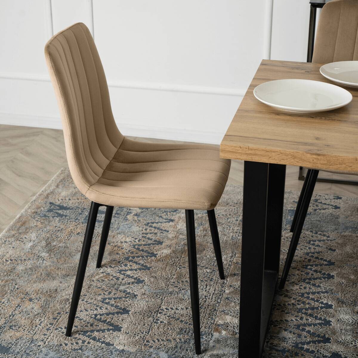 Stuhl IBIS beige Velourstoff B/H/T: ca. 43x90,5x50 cm