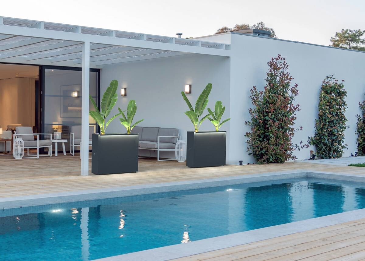 Herstera Garden Pflanzkasten schwarz Metall B/H/L: ca. 25x80x100 cm