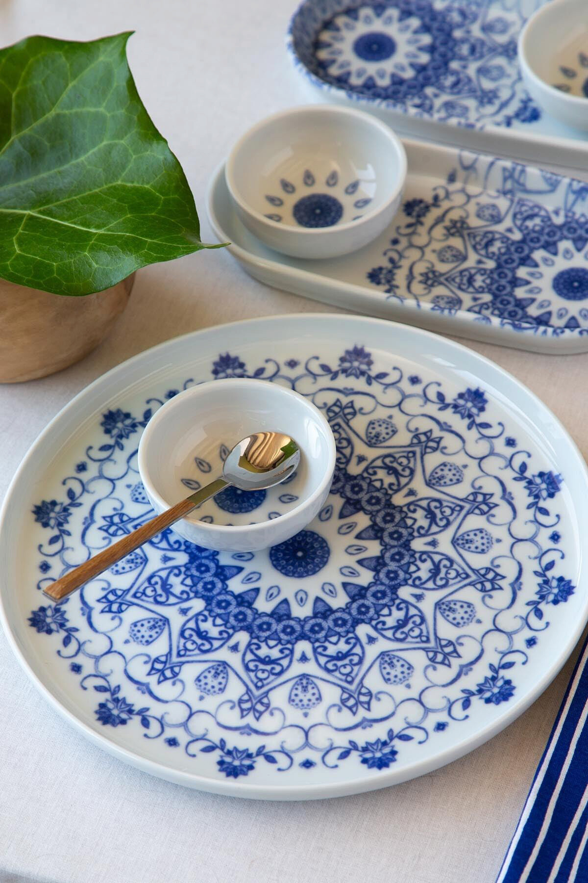 HermiaConcept Frühstücksservice weiß Porzellan 14 tlg.