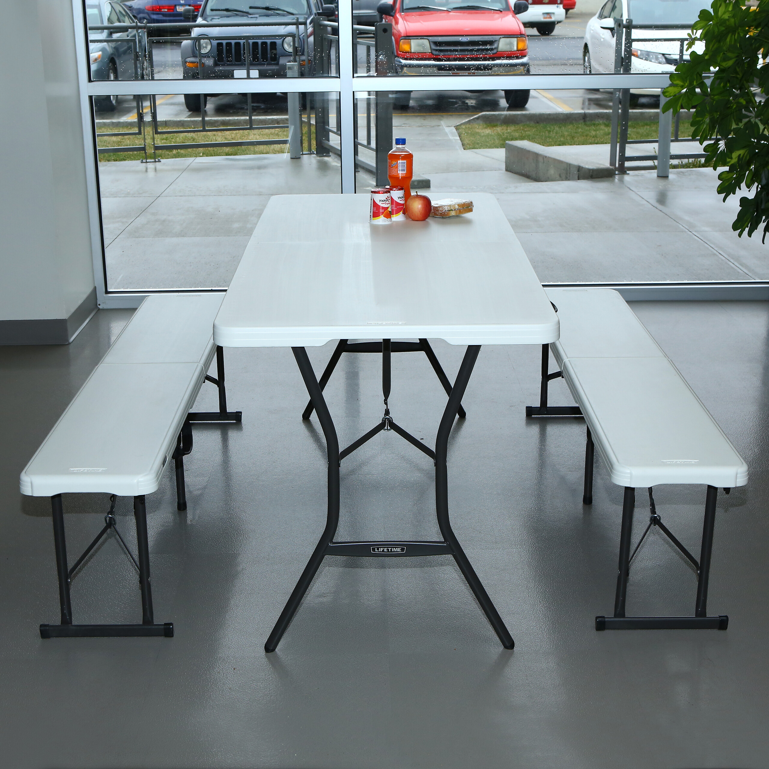 Lifetime Bierzeltgarnitur weiß Kunststoff B/H/L: ca. 182x74x76 cm