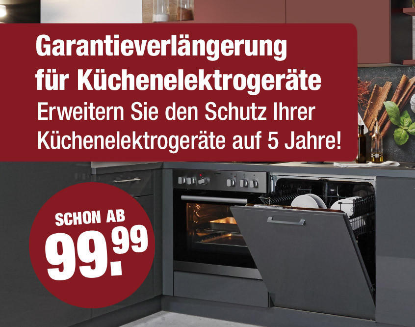 Offene Kücheneinbau-Backofentür mit Geschirr im Innenraum, daneben Text zu Garantieverlängerung für Küchenelektrogeräte und Preisangabe 'Schon ab 99,99'.