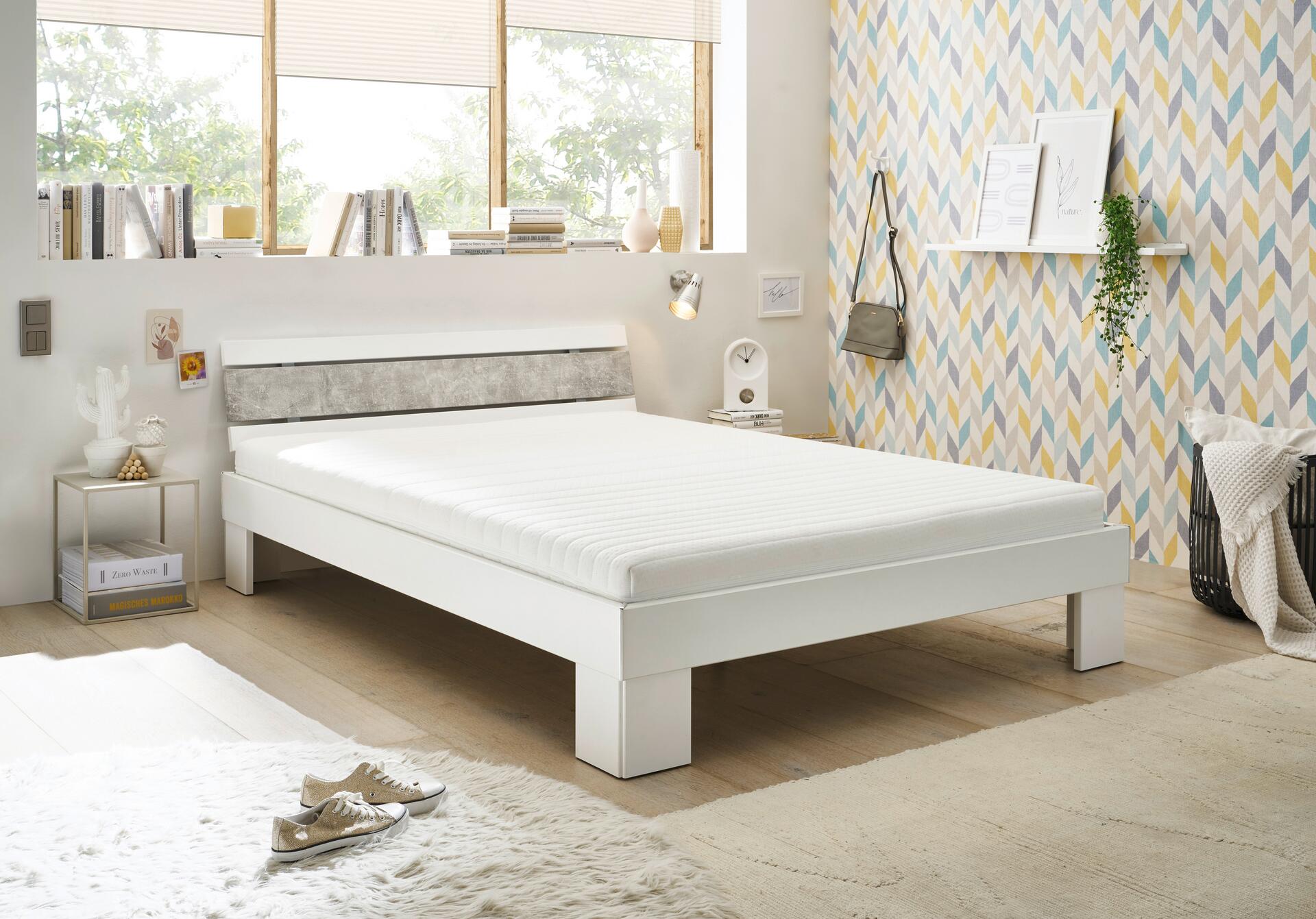 Futonbett Lyon weiß Beton Optik Liegefläche B/L: ca. 140x200 cm