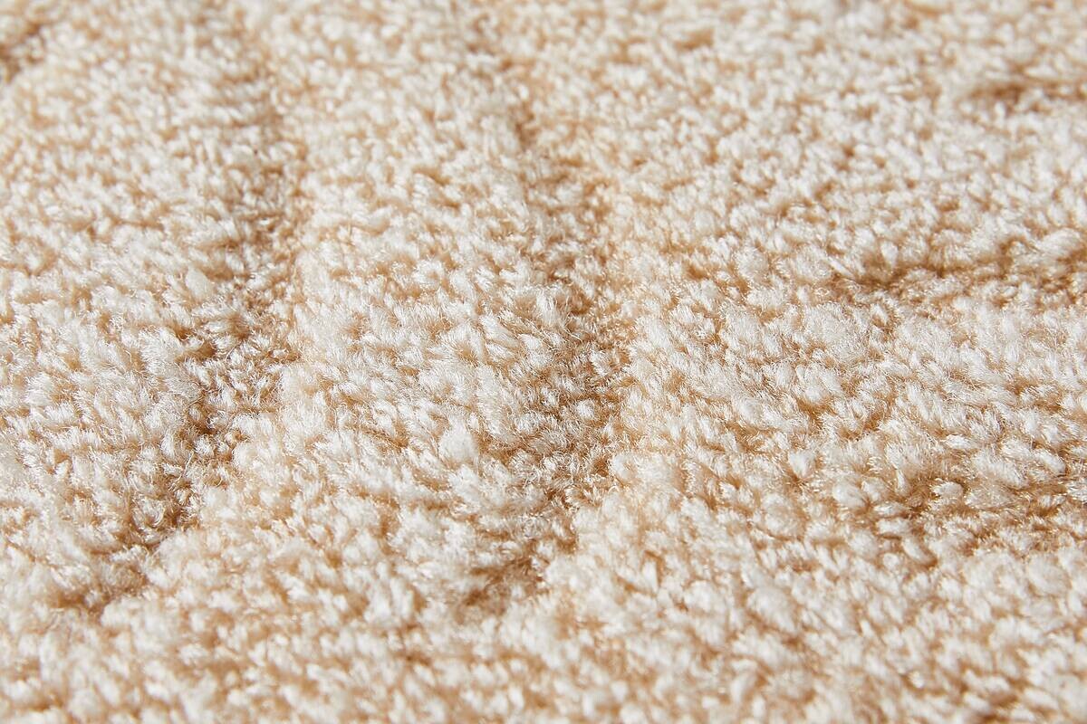 Teppichboden Emmy hellbeige B/L: ca. 200x500 cm pro Stück