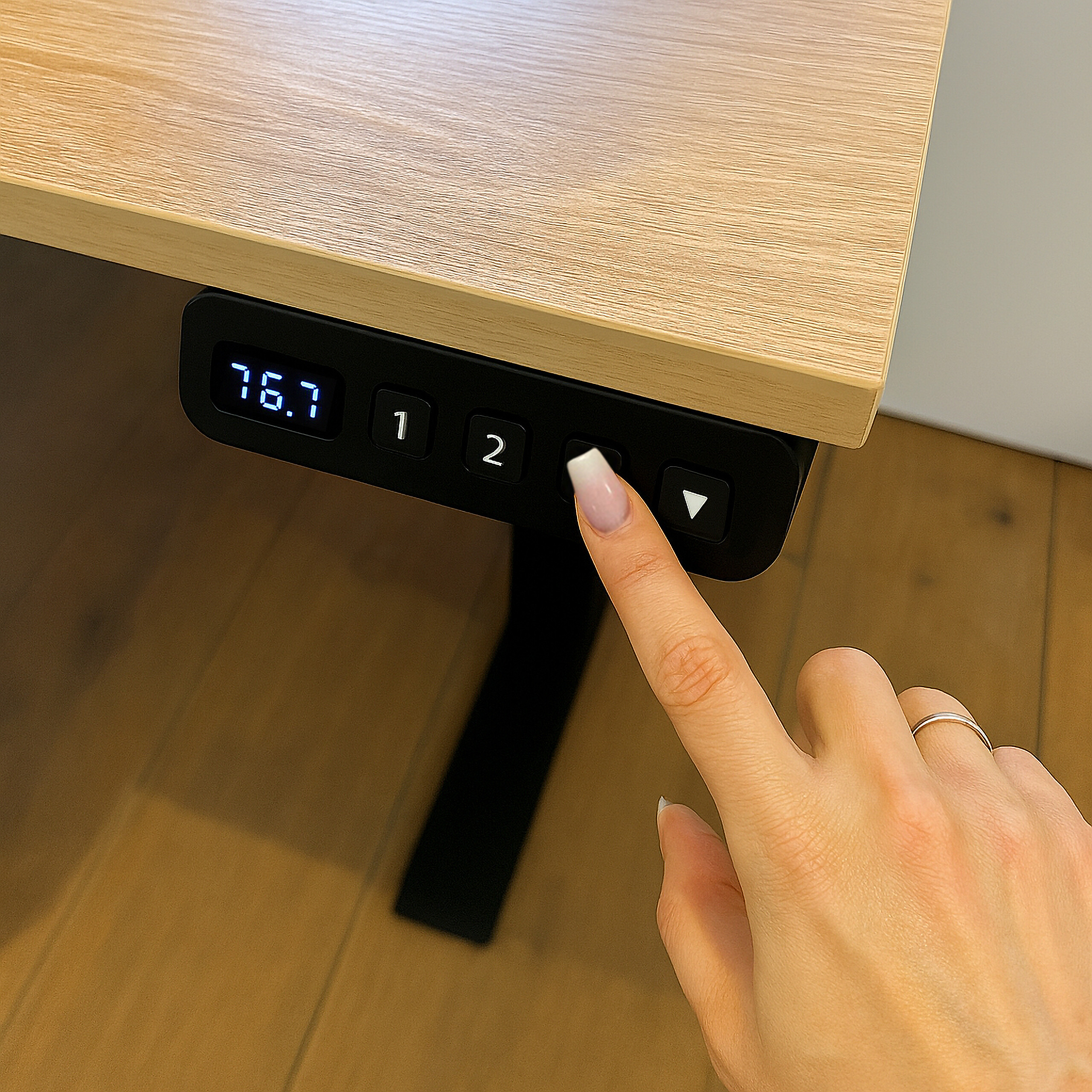 Schreibtisch Emmik Eiche Nachbildung B/H/T: ca. 138x72,7x60 cm