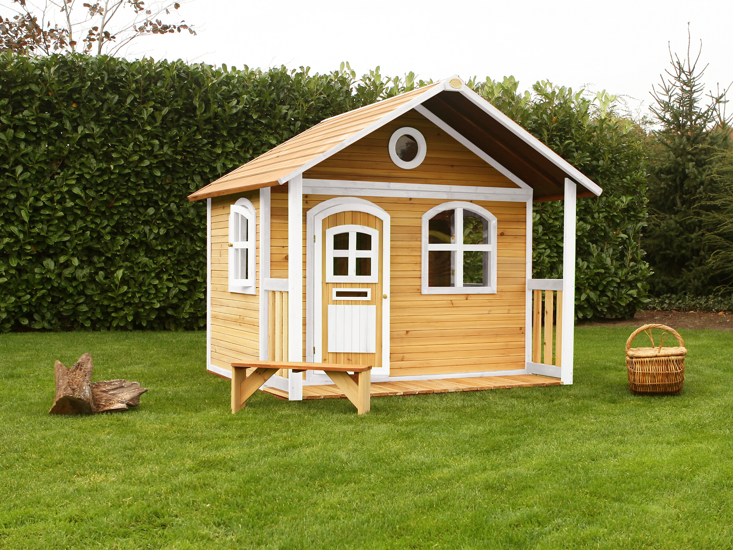 AXI Spielhaus Milan braun B/H/L: ca. 202x180x191 cm