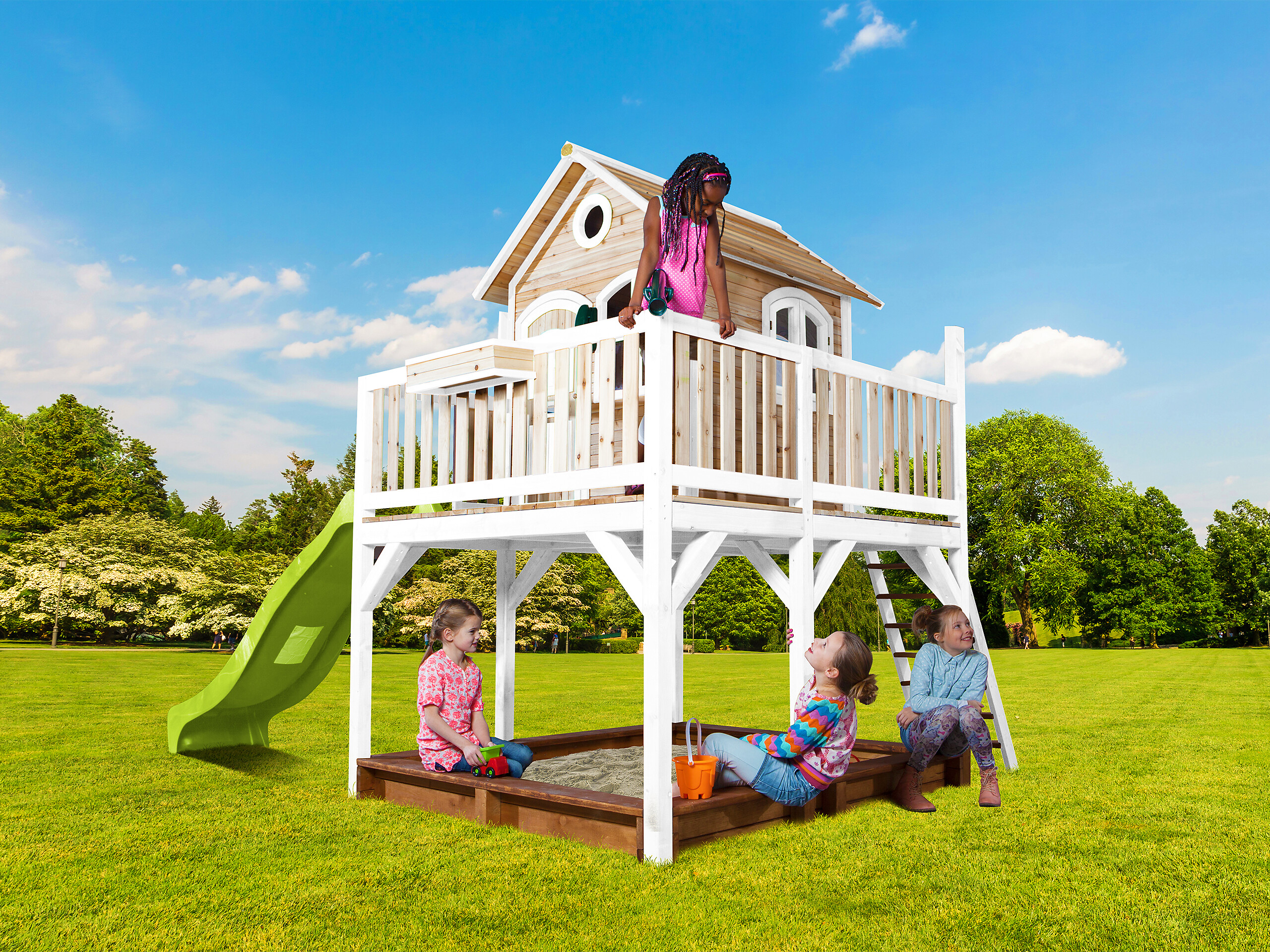 AXI Spielhaus Liam braun B/H/L: ca. 377x291x255 cm