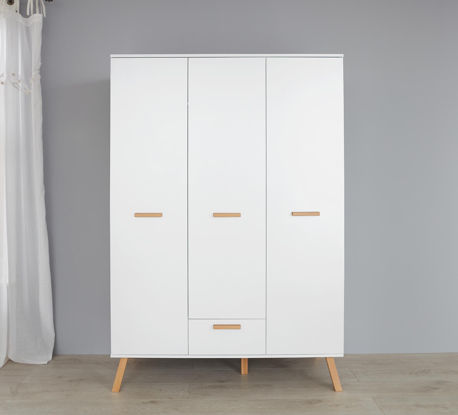 Kleiderschrank Mats weiß B/H/T: ca. 130x190x60 cm