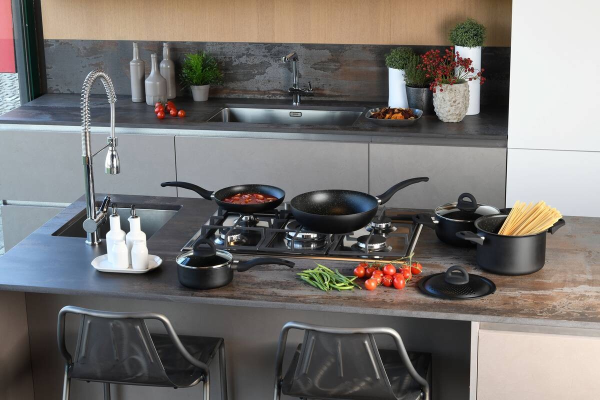 TOGNANA Topfset Grancucina Rock Black schwarz Aluminium 8 tlg.