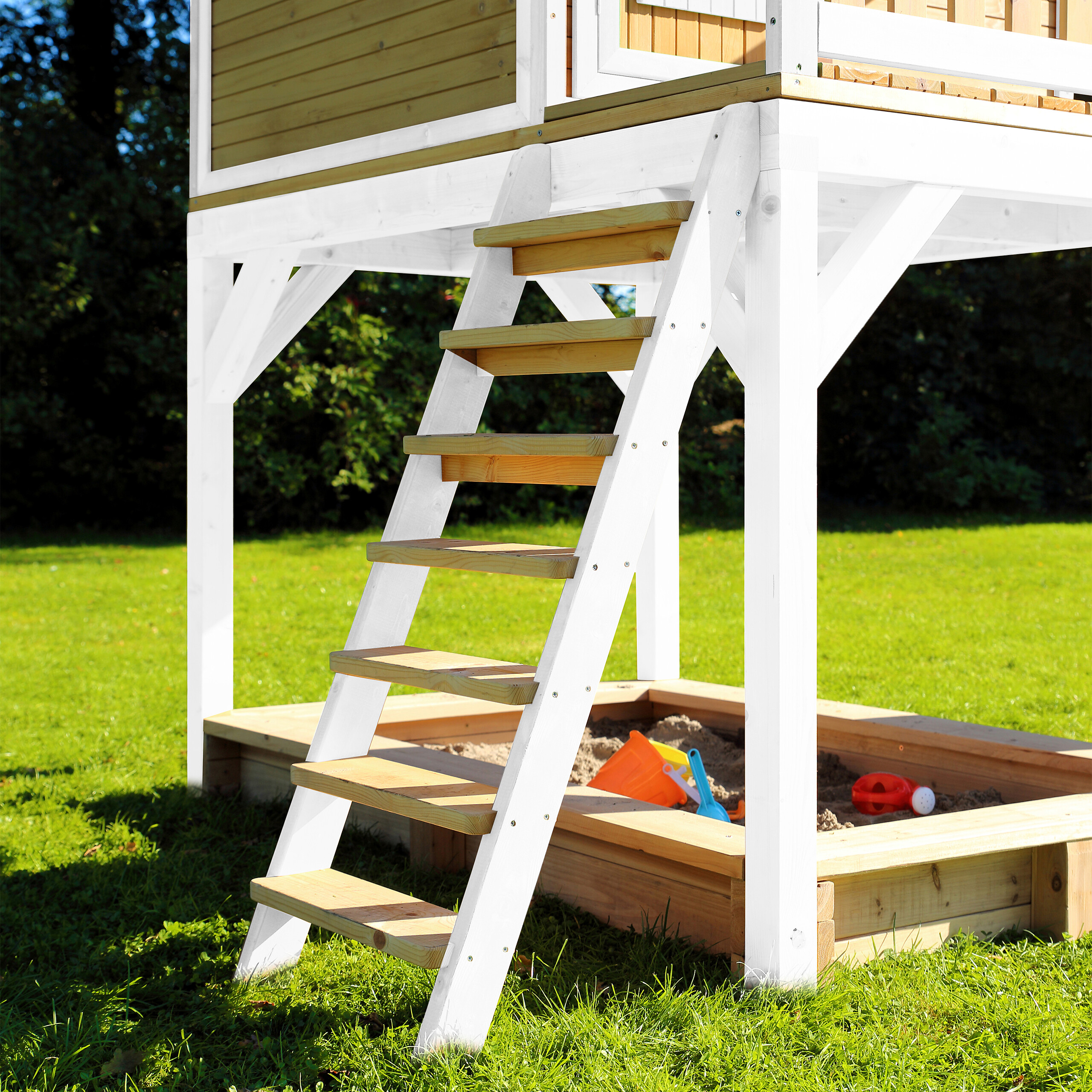 AXI Spielhaus Sarah braun B/H/L: ca. 370x291x191 cm