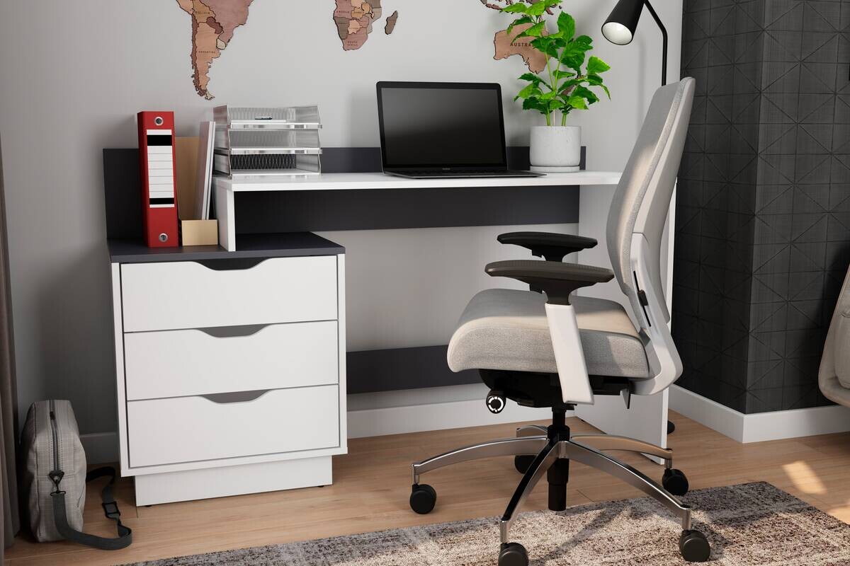 Schreibtisch BELFAST weiß anthrazit B/H/T: ca. 138x83,5x51,5 cm Schreibtisch BELFAST weiß anthrazit B/H/T: ca. 138x83,5x51,5 cm