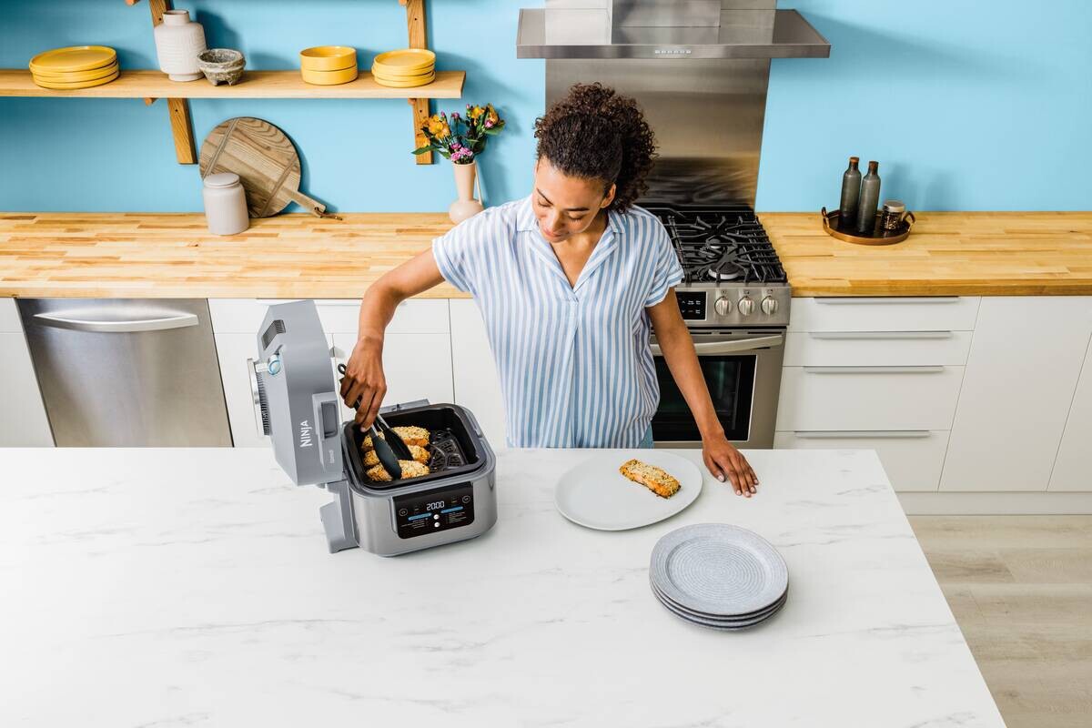 Ninja Heißluftfritteuse ON400EU grau Kunststoff B/H/L: ca. 33x31x35 cm ca. 5,7 l