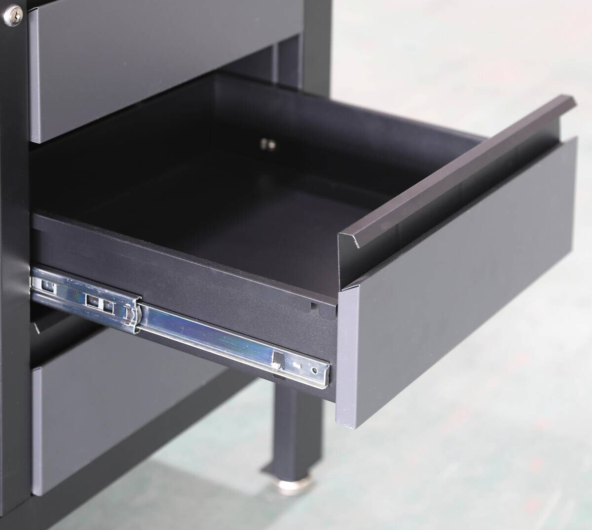 Feistos Werkbank Heros schwarz Metall B/H/L: ca. 169x87x60 cm