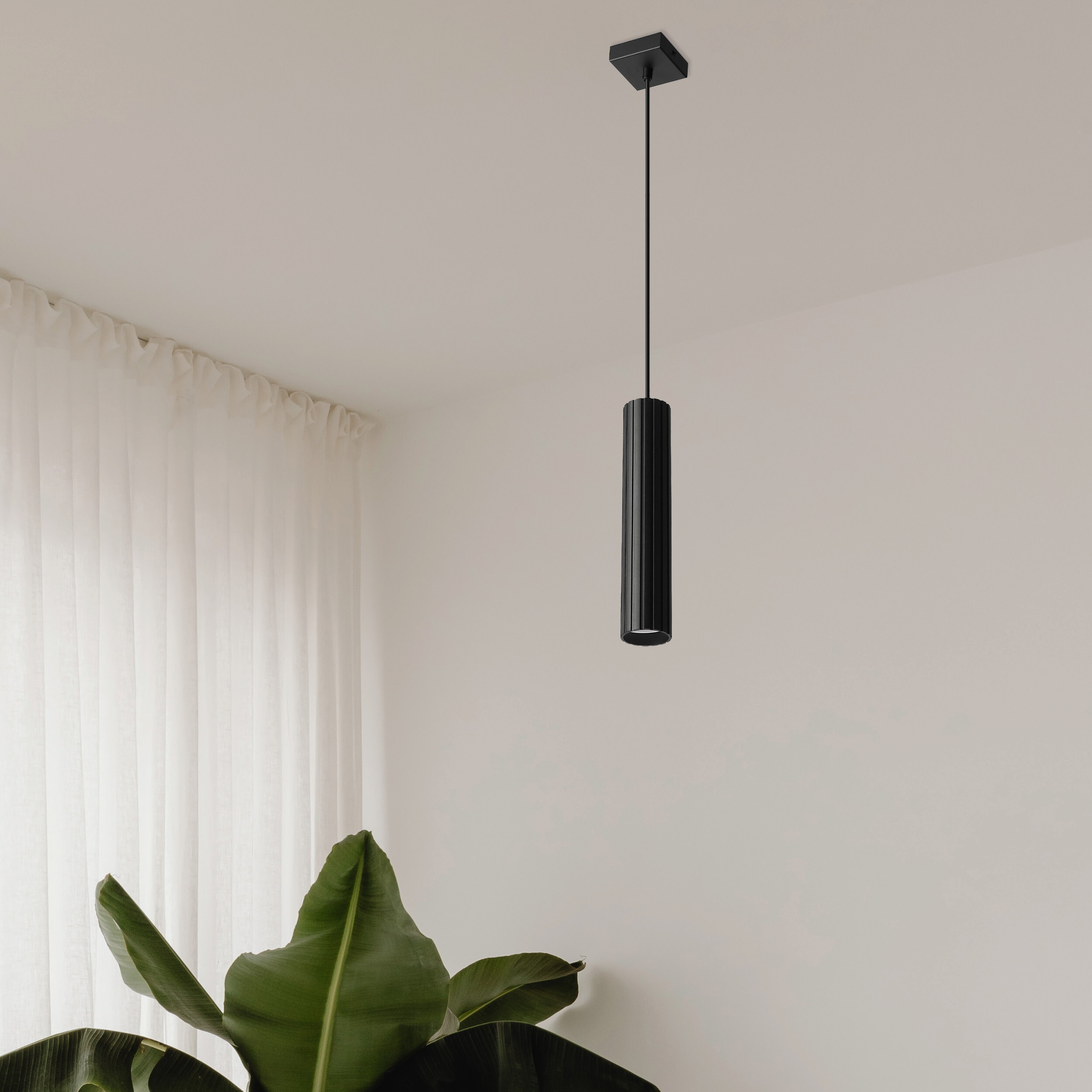 Lamkur Strahler Prisma schwarz Stahl B/H/L: ca. 6,5x118x6,5 cm 1 Brennstellen