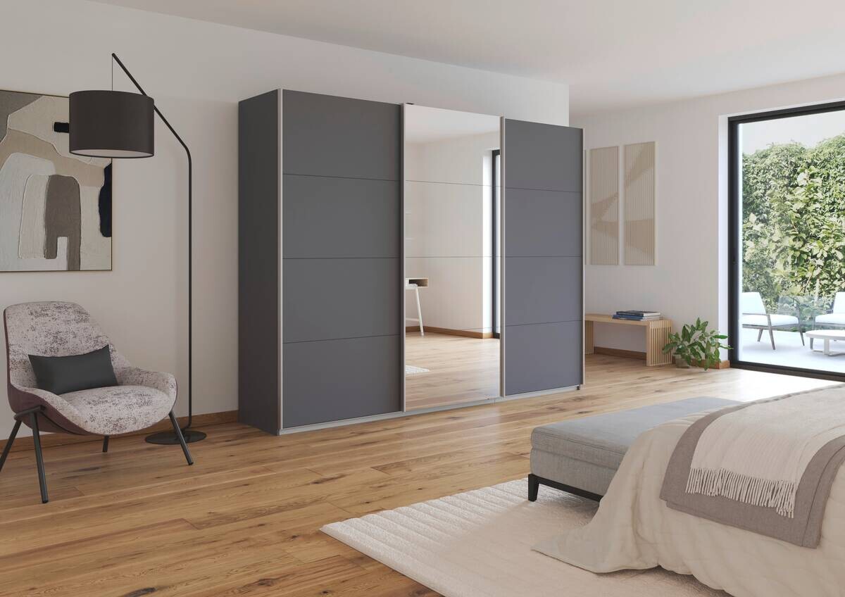 Kleiderschrank Kulmbach grau B/H/T: ca. 271x210x62 cm Kleiderschrank Kulmbach grau B/H/T: ca. 271x210x62 cm