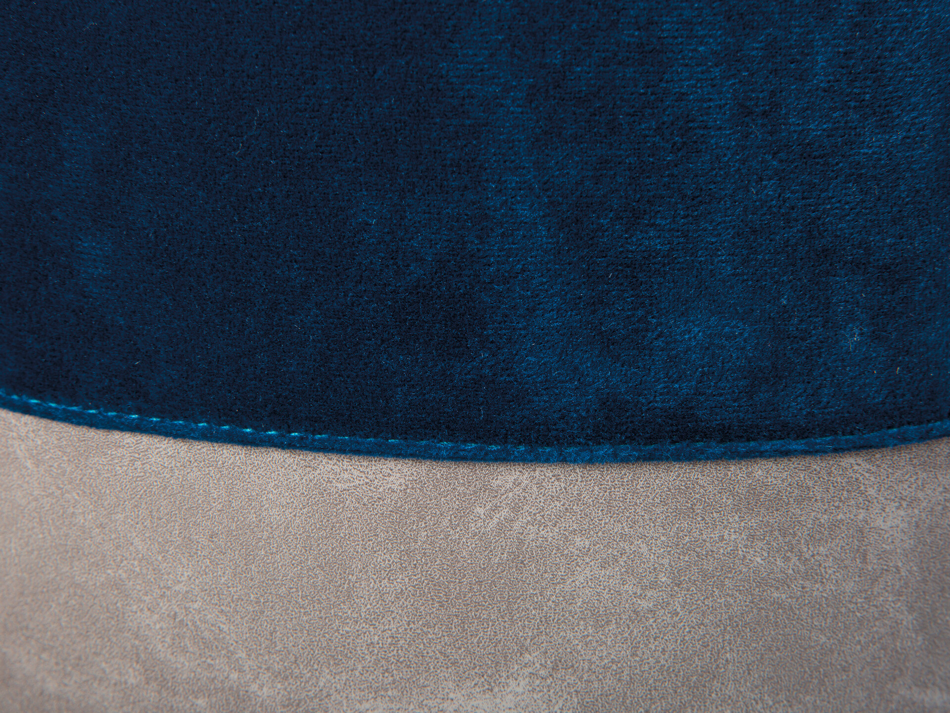 Inter Link Hocker Osane blau MDF Samtoptik B/H/T: ca. 38x43x33 cm