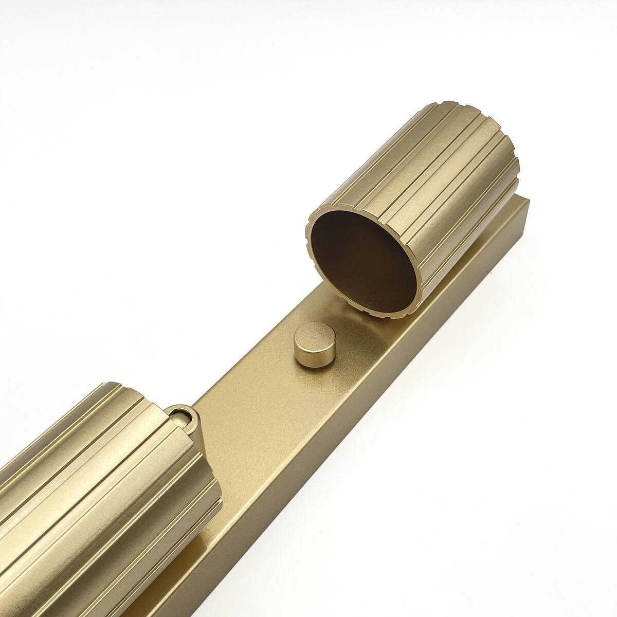 Lamkur Strahler Prisma gold Stahl B/H/L: ca. 6,5x16,5x81 cm 4 Brennstellen