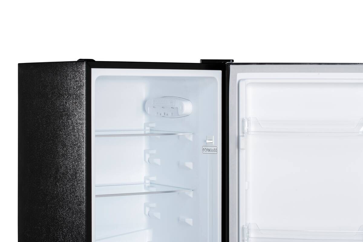 POCOline Kühl-/Gefrierkombination KGK 144-157 CDIX dark Inox B/H/T: ca. 47x144x50 cm