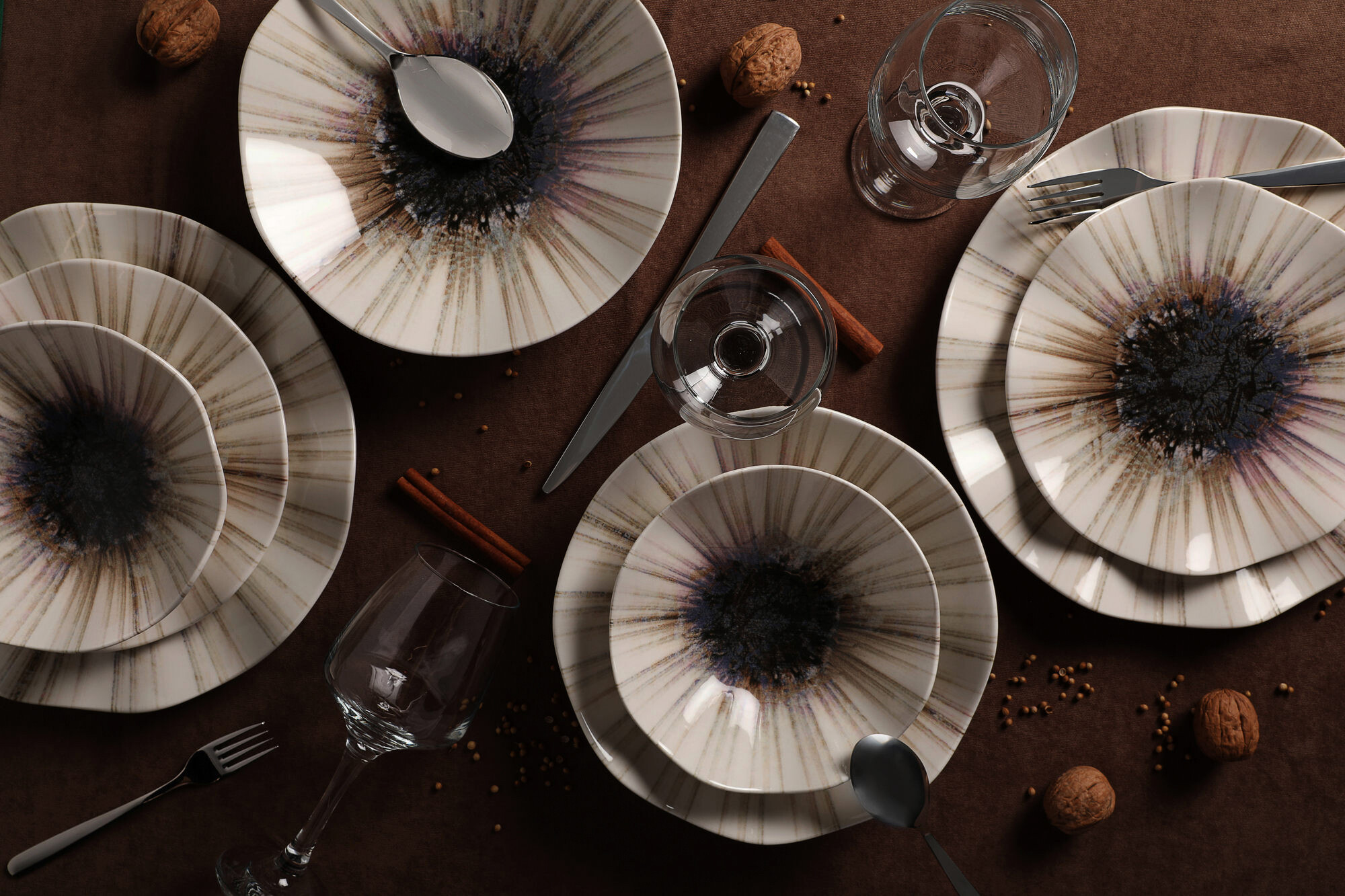 Hermia Concept Kombiservice mehrfarbig Porzellan 24 tlg.