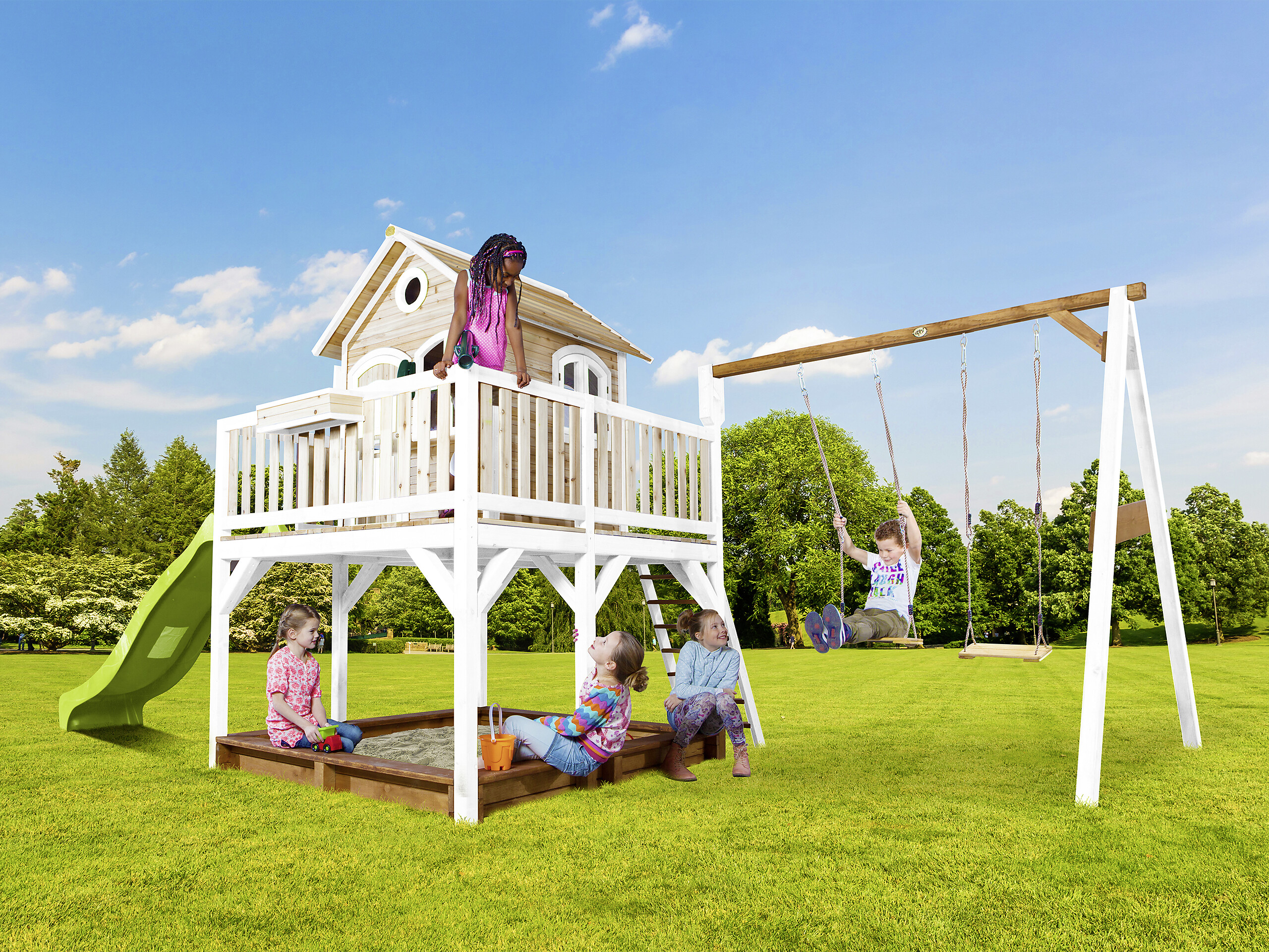 AXI Spielhaus Liam braun B/H/L: ca. 613x291x277 cm