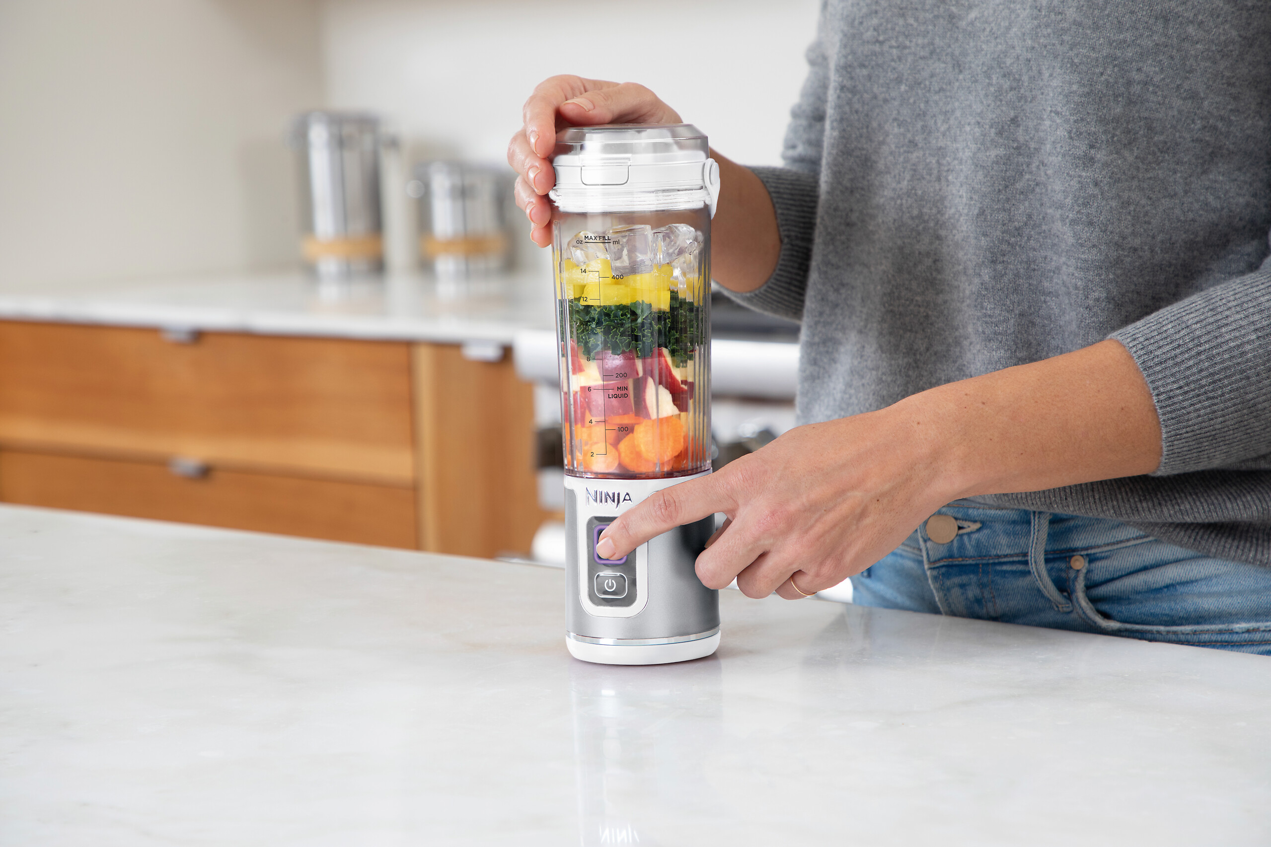 Ninja Standmixer weiß Kunststoff Edelstahl B/H/L: ca. 9x27x8,5 cm