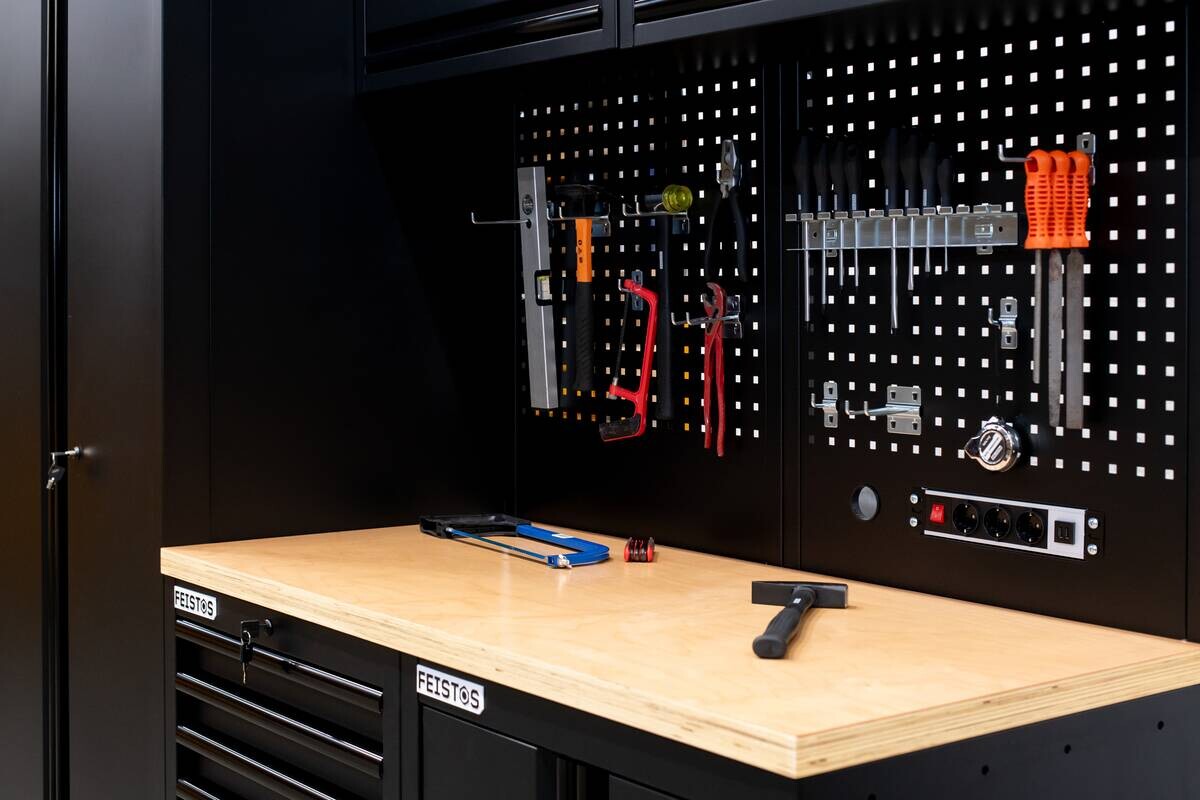 Werkzeugschrank EOS Blackline schwarz B/H/L: ca. 228x200x61 cm