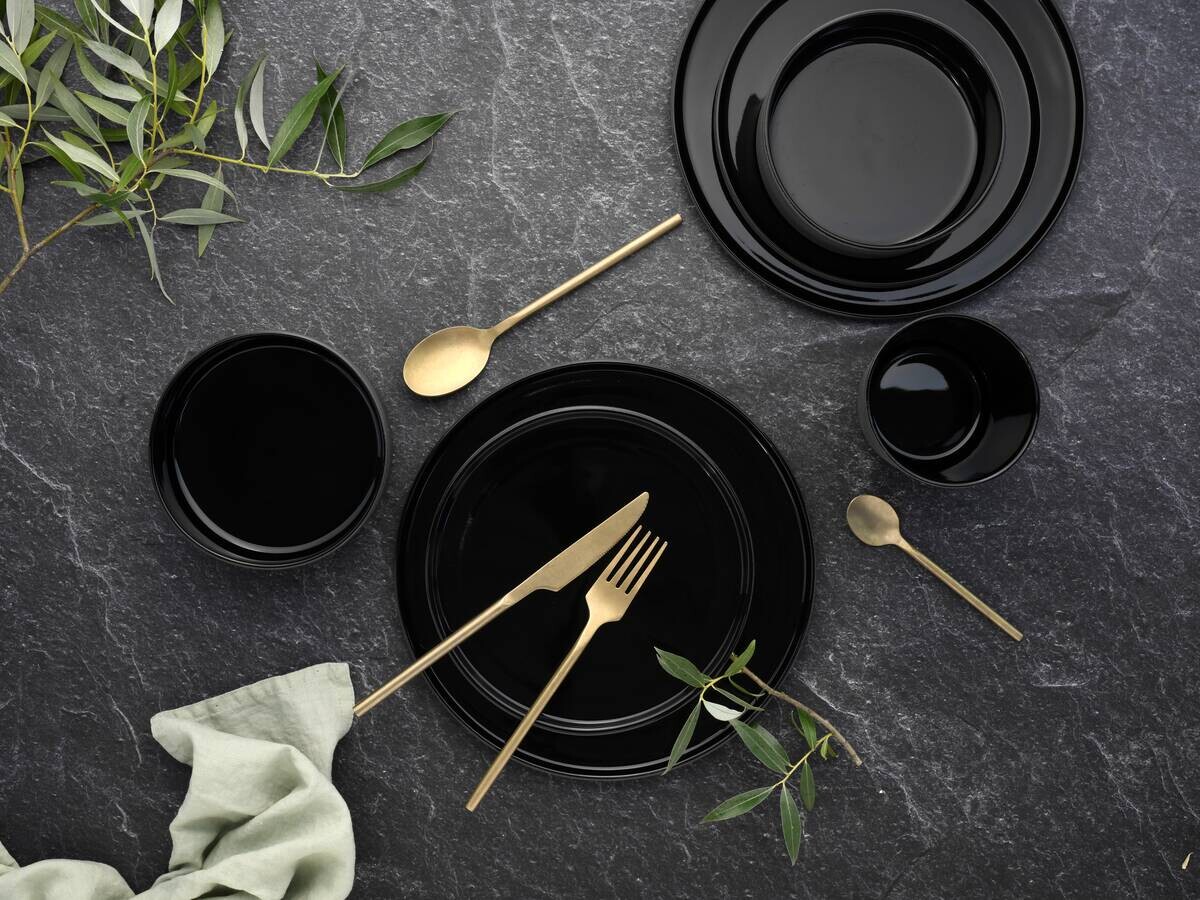 CreaTable Kombiservice Futuro schwarz Steinzeug 16 tlg.