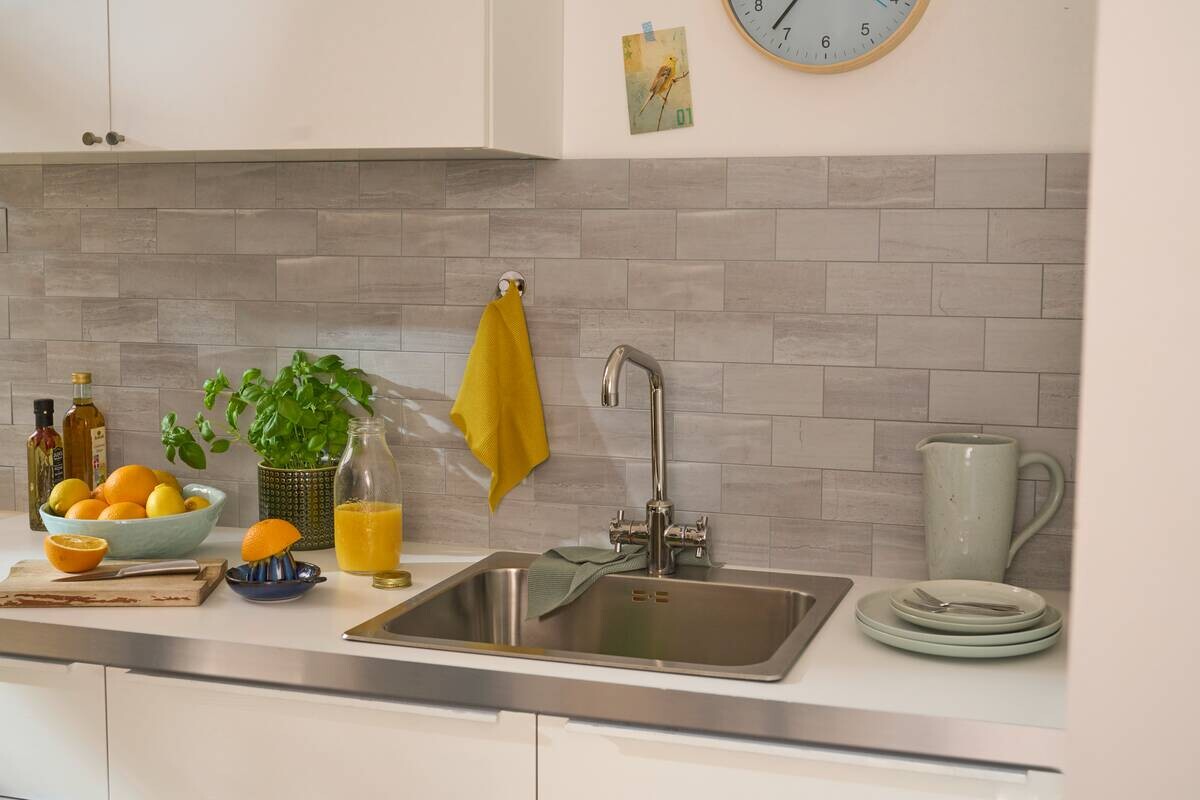 Wandfliesen grau B/L: ca. 30,5x30,5 cm